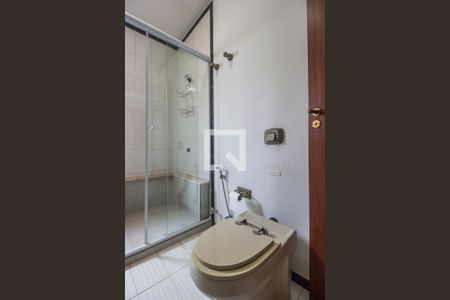 Casa de condomínio à venda com 350m², 5 quartos e sem vagaBanheiro da Suíte 2