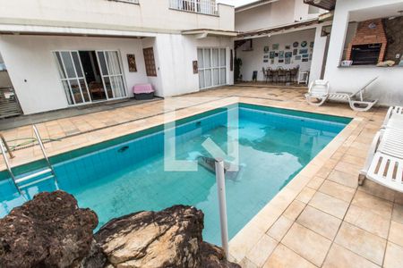 Casa de condomínio à venda com 350m², 5 quartos e sem vagaPiscina