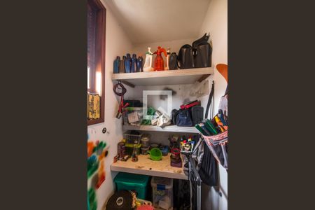 Casa de condomínio à venda com 350m², 5 quartos e sem vagaDepósito