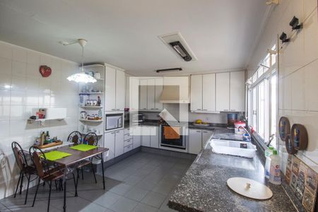 Casa de condomínio à venda com 350m², 5 quartos e sem vagaCozinha