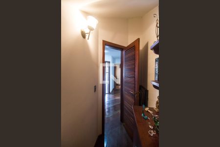 Casa de condomínio à venda com 350m², 5 quartos e sem vagaAdega