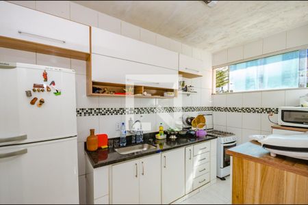 Apartamento à venda com 99m², 2 quartos e 1 vagaCozinha