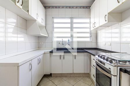 Cozinha de apartamento para alugar com 2 quartos, 84m² em Indianópolis, São Paulo