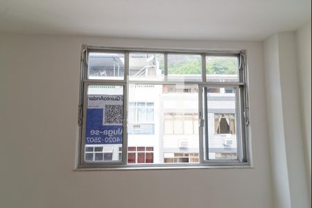 Vista do Quarto 1 de apartamento para alugar com 2 quartos, 52m² em Tijuca, Rio de Janeiro