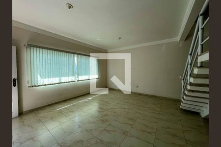 Sala de casa à venda com 3 quartos, 180m² em Parada Inglesa, São Paulo