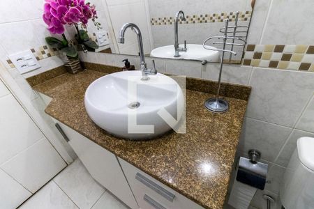 Apartamento à venda com 76m², 3 quartos e 1 vagaBanheiro Social