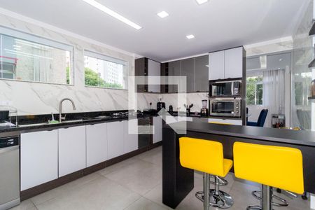 Apartamento à venda com 154m², 4 quartos e 1 vaga Apartamento à venda com 154m², 4 quartos e 1 vagaCozinha