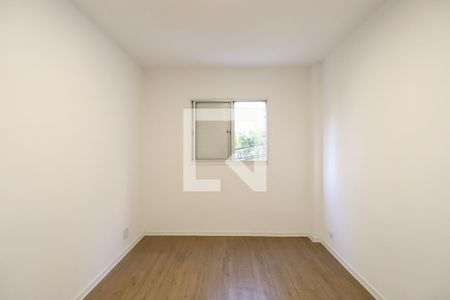 Quarto 2 de apartamento para alugar com 2 quartos, 50m² em Santa Teresinha, São Paulo
