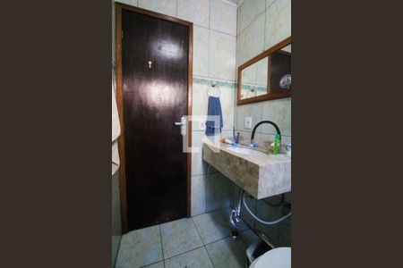 Casa à venda com 300m², 4 quartos e 2 vagasBanheiro 1