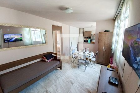 Sala de apartamento para alugar com 2 quartos, 45m² em São João Batista, Belo Horizonte