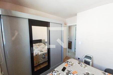 Quarto 1 de apartamento para alugar com 2 quartos, 45m² em São João Batista, Belo Horizonte