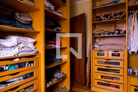 Casa à venda com 300m², 5 quartos e 5 vagasCloset