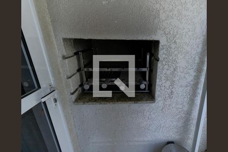 Varanda  de apartamento à venda com 2 quartos, 61m² em Vila Isa, São Paulo
