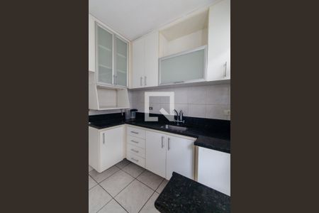 Casa de condomínio à venda com 70m², 2 quartos e 2 vagasCozinha