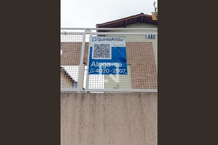 Casa de condomínio à venda com 70m², 2 quartos e 2 vagasFachada