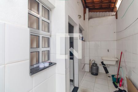 Casa de condomínio à venda com 70m², 2 quartos e 2 vagasÁrea de serviço