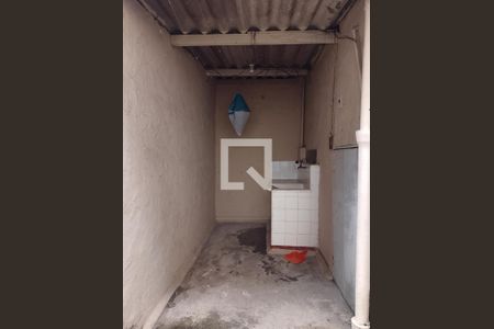 Casa para alugar com 50m², 1 quarto e sem vagaÁrea de Serviço