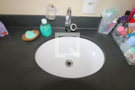 Casa à venda com 154m², 4 quartos e 3 vagasBanheiro Social