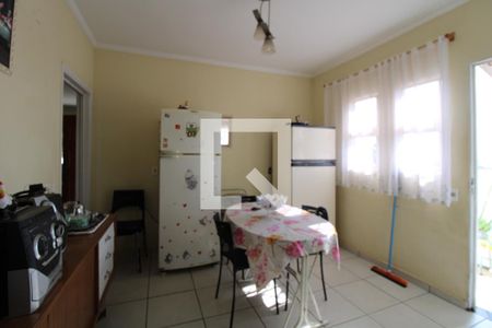 Casa à venda com 154m², 4 quartos e 3 vagasCopa e Cozinha