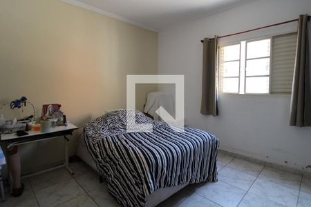 Casa à venda com 154m², 4 quartos e 3 vagasQuarto 4 (suíte)