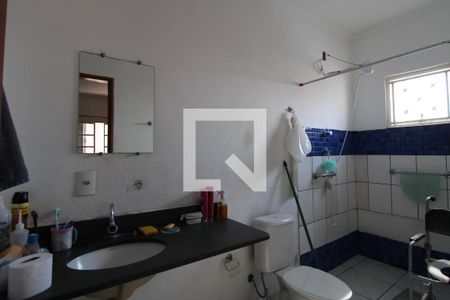 Casa à venda com 154m², 4 quartos e 3 vagasBanheiro da Suíte