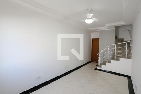 Sala de casa de condomínio à venda com 2 quartos, 55m² em Vila Lais, São Paulo