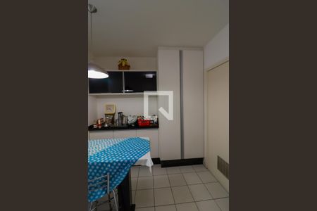 Apartamento à venda com 120m², 3 quartos e 2 vagasCozinha