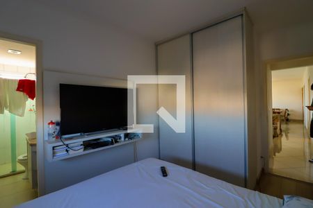 Apartamento à venda com 120m², 3 quartos e 2 vagasSuíte 2