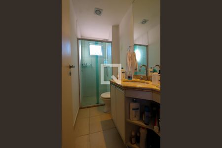 Apartamento à venda com 120m², 3 quartos e 2 vagasBanheiro da Suíte 2