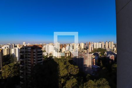 Apartamento à venda com 120m², 3 quartos e 2 vagasVista da Suíte 1