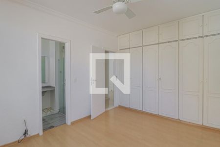 Apartamento à venda com 240m², 4 quartos e 4 vagasQuarto Suíte