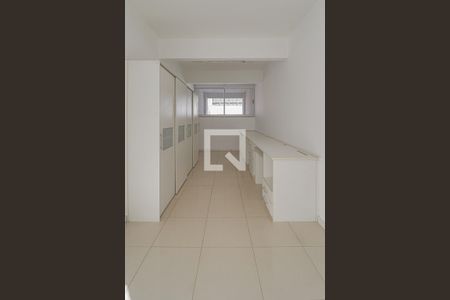 Apartamento à venda com 240m², 4 quartos e 4 vagasQuarto 4