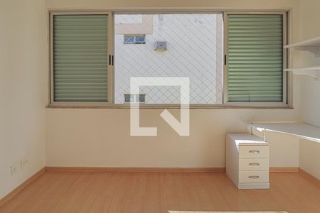 Apartamento à venda com 240m², 4 quartos e 4 vagasQuarto 3