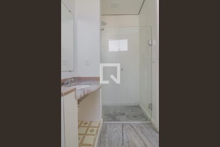 Apartamento à venda com 240m², 4 quartos e 4 vagasBanheiro do Quarto Suíte 