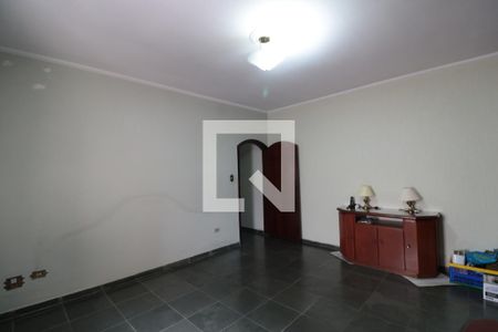 Casa para alugar com 400m², 5 quartos e 5 vagasSuite 