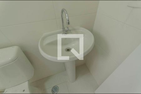 Apartamento à venda com 40m², 2 quartos e sem vagaBanheiro