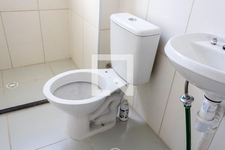 Apartamento para alugar com 43m², 2 quartos e sem vaga Apartamento para alugar com 43m², 2 quartos e sem vagaBanheiro