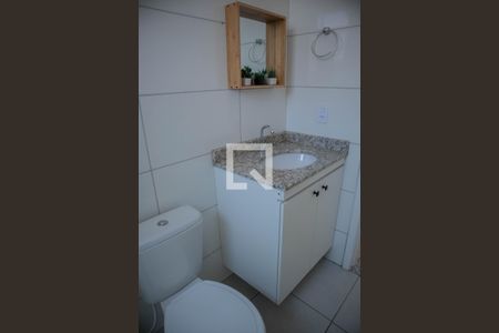 Banheiro de apartamento para alugar com 2 quartos, 50m² em Jardim Nova Hortolandia, Hortolândia