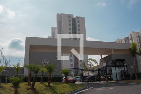 Apartamento para alugar com 50m², 2 quartos e 1 vagaFachada e portaria