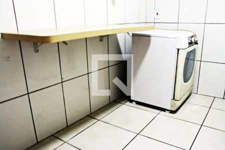 Casa para alugar com 250m², 4 quartos e 2 vagasLavanderia