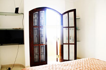 Casa para alugar com 250m², 4 quartos e 2 vagasSuíte 2