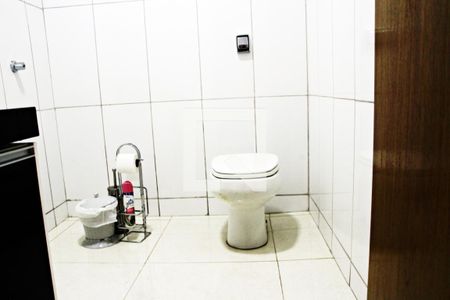 Casa para alugar com 250m², 4 quartos e 2 vagasBanheiro