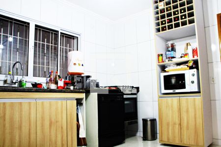 Casa para alugar com 250m², 4 quartos e 2 vagasCozinha