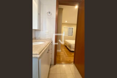 Apartamento para alugar com 101m², 3 quartos e 2 vagasBanheiro da Suíte