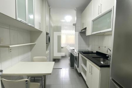 Apartamento para alugar com 101m², 3 quartos e 2 vagasCozinha