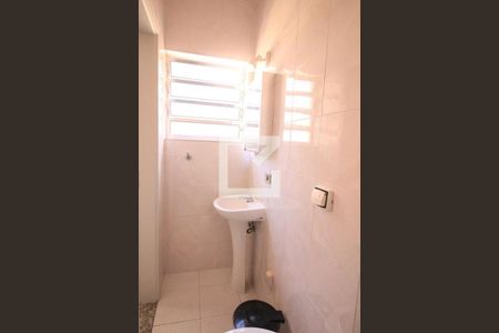 Casa para alugar com 200m², 2 quartos e 1 vagaBanheiro