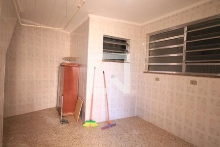 Casa para alugar com 200m², 2 quartos e 1 vagaÁrea de serviço