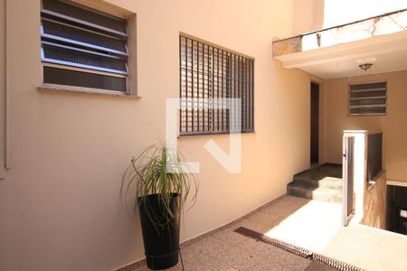 Casa para alugar com 200m², 2 quartos e 1 vagaÁrea comum