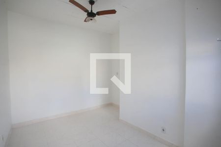 Sala de casa de condomínio para alugar com 2 quartos, 45m² em Pechincha, Rio de Janeiro