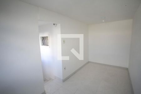 Quarto 1 de casa de condomínio para alugar com 2 quartos, 45m² em Pechincha, Rio de Janeiro